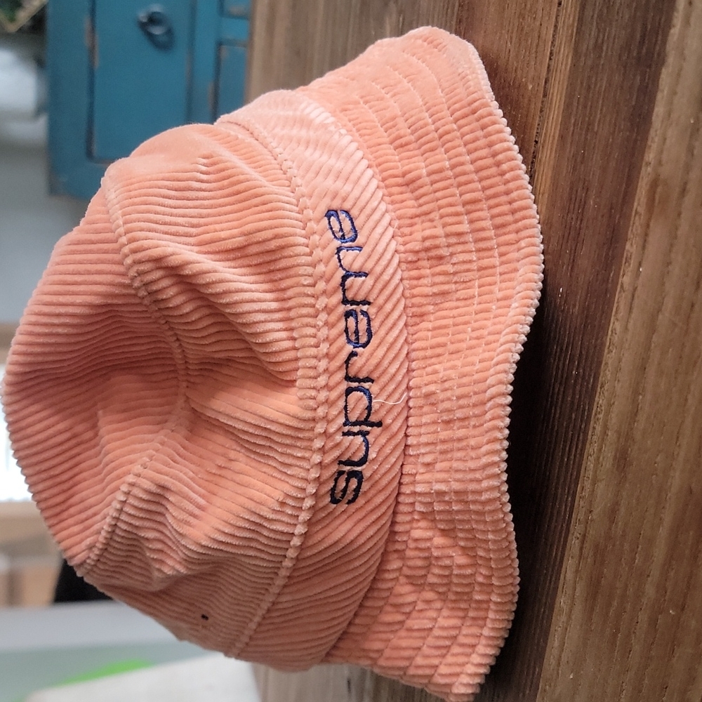 Supreme corduroy bucket hat